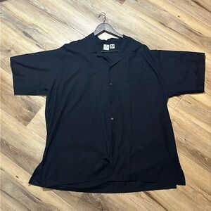 extremely lightweight black Lalee button up short sleeve shirt ￼#20